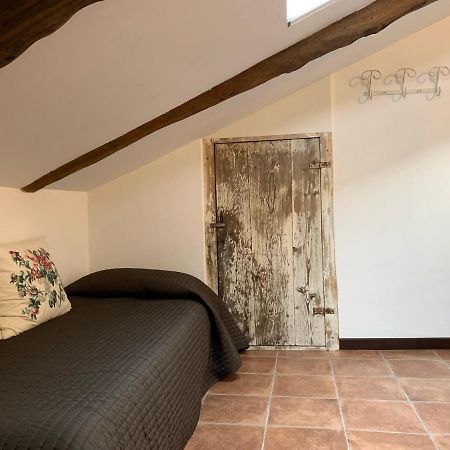 Quattro Gatti Bed & Breakfast Airasca ภายนอก รูปภาพ